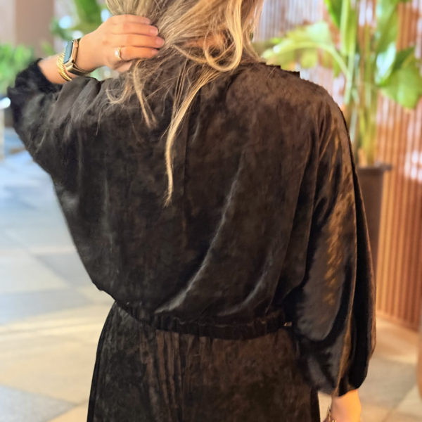 VelvetSetFront3 Velvet Pleated Cropped Cardigan