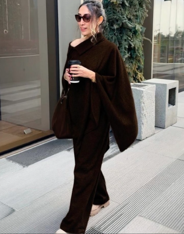 Wool Cape with Collar