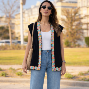 C01321DC-E661-4709-B4B0-90EC28BB7082 Layali Vest (long)